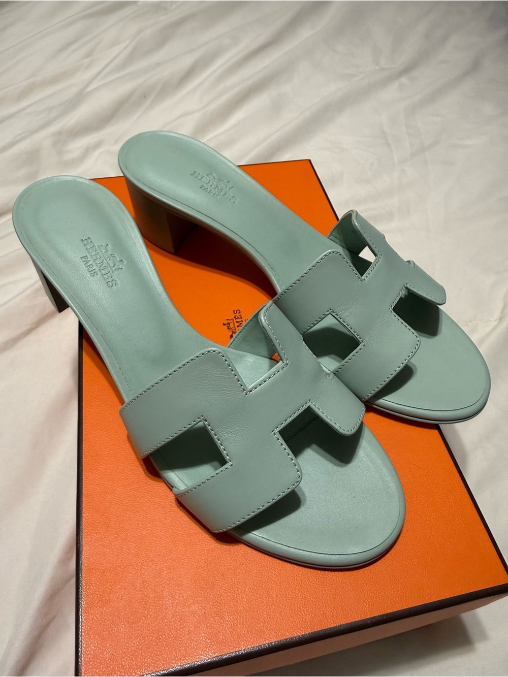 Hermes Oasis Sandal - Picture 2 of 7